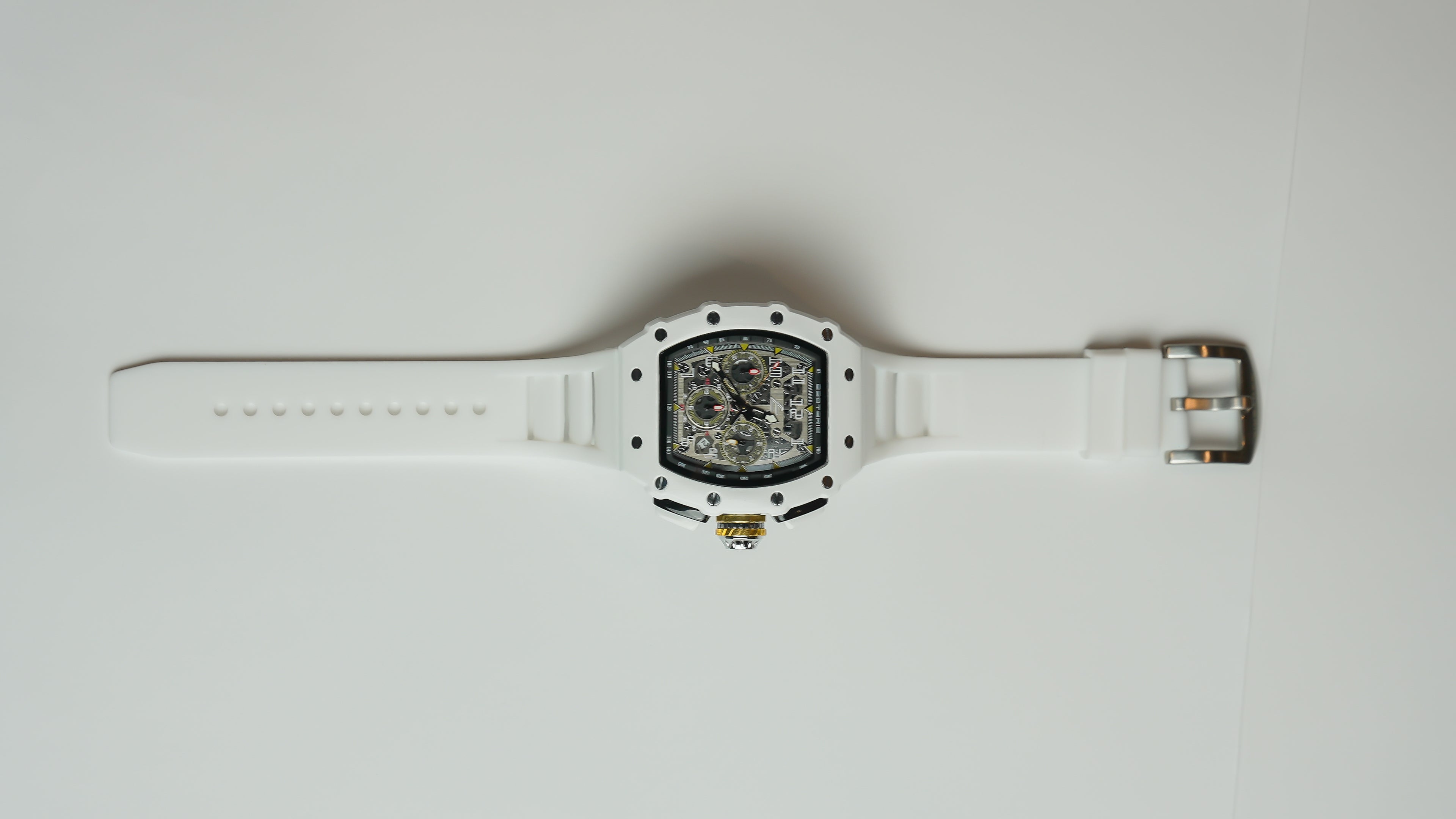 Tonneau by Esoteric / ALL WHITE