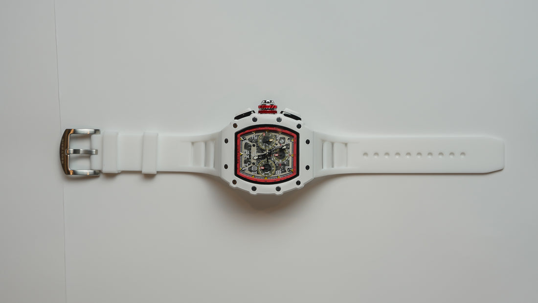 Tonneau by Esoteric / WHITE & RED