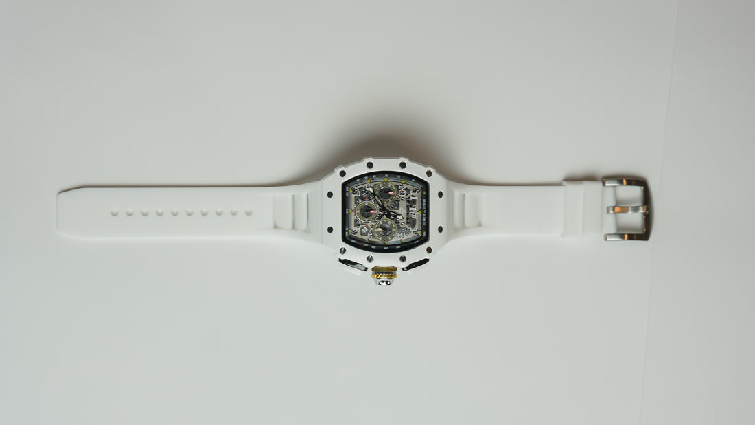 Tonneau by Esoteric / ALL WHITE